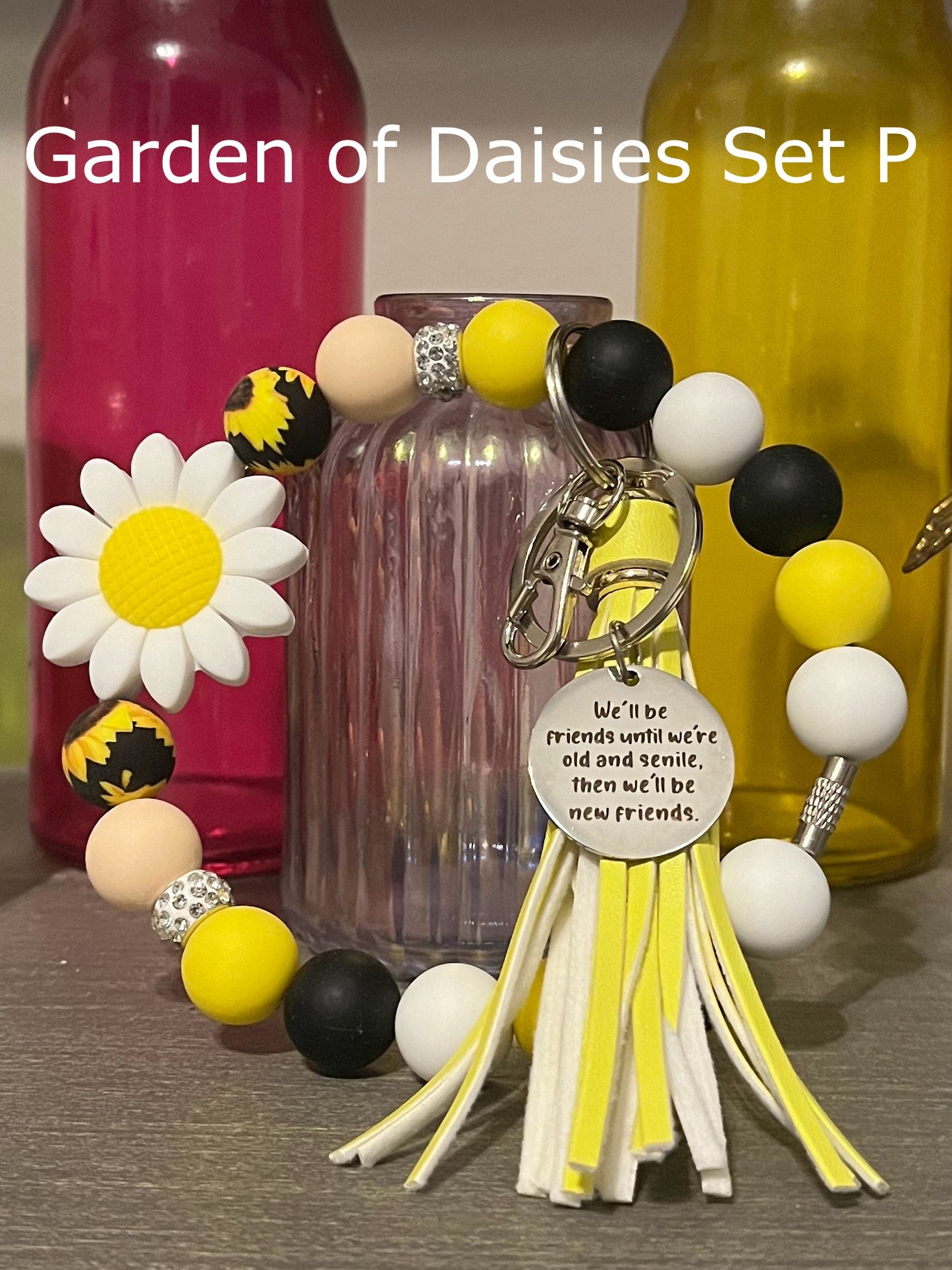 Garden of Daisies Wristlet Sets